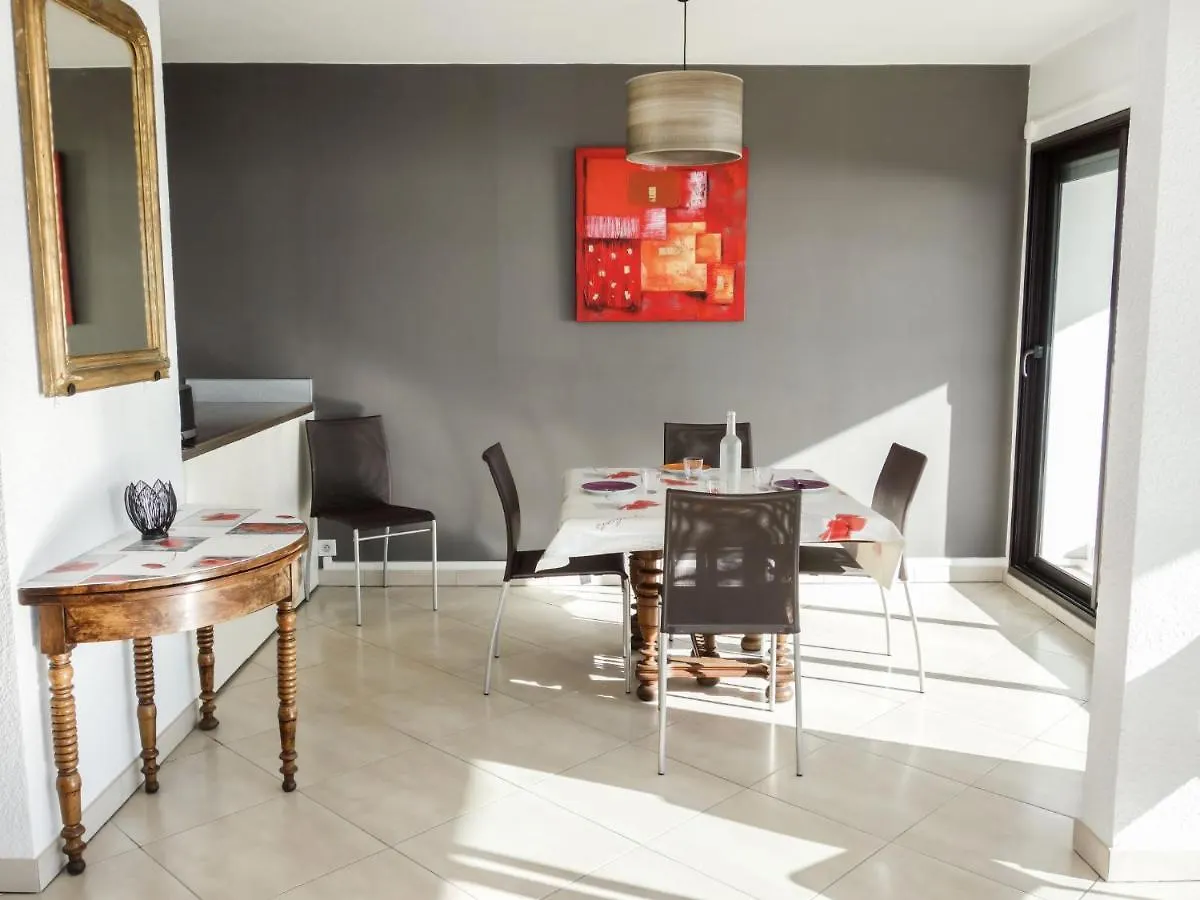 Apartment Les Hauts De Fonsainte By Interhome La Ciotat